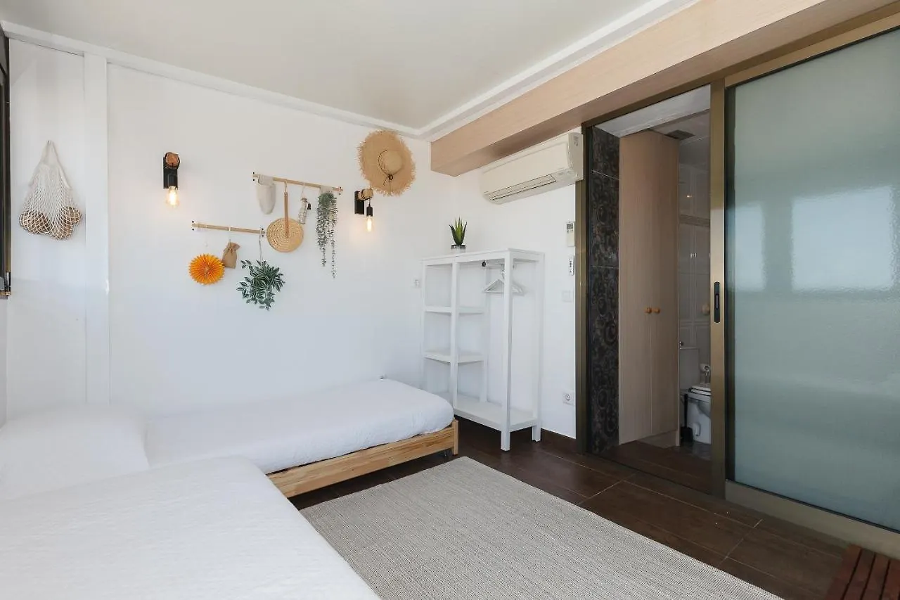 Uhc Caspel Apartments La Pineda